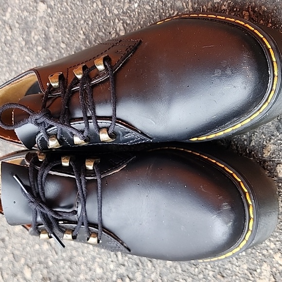 Dr Martens Leona Lug Sole Black Leather Women's Platform Shoes Size 8 - Picture 13 of 16